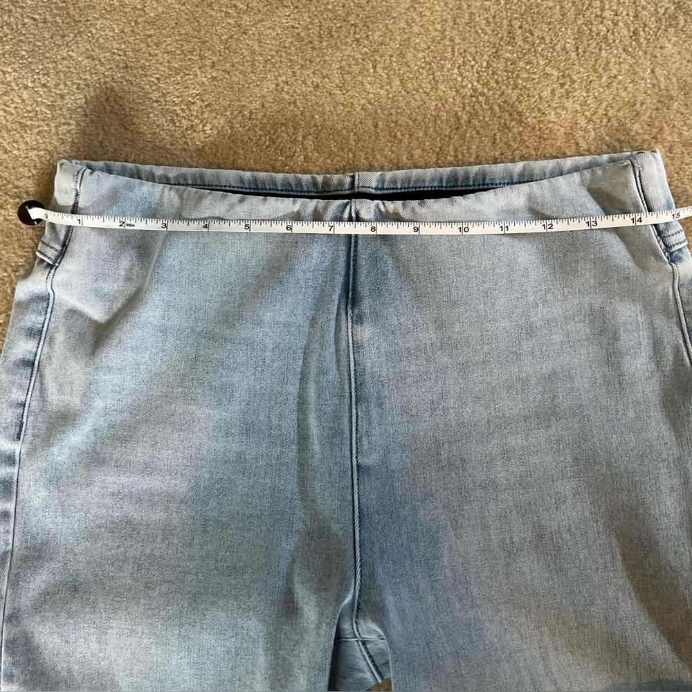 Soft Surroundings Blue Jeggings with Faded Wash - Picture 5 of 7